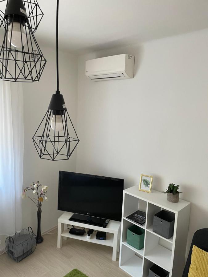 Magnolia Apartman Дьор Екстериор снимка