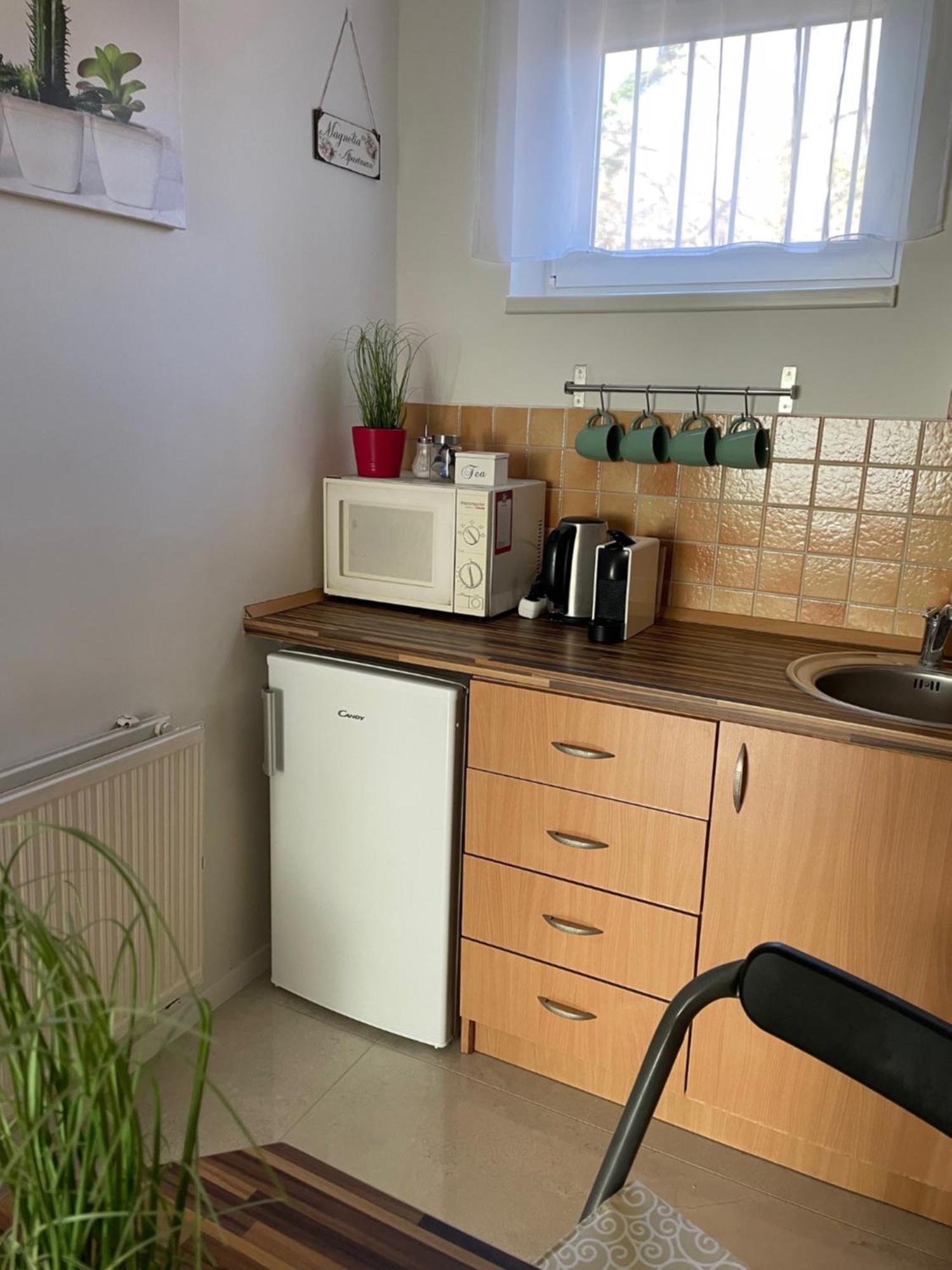 Magnolia Apartman Дьор Екстериор снимка